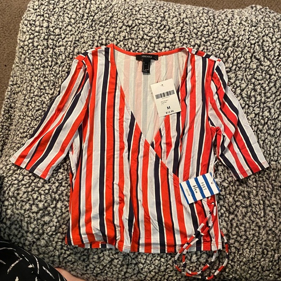 Forever 21 Tops - Forever21 Top. Medium.
